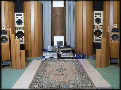 Biggest Subwoofer in the world? Seen On www.coolpicturegallery.net