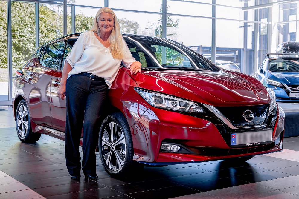 Nissan marks 10 years of Leaf sales