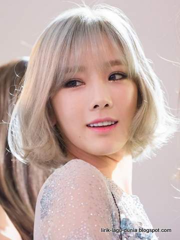 Lirik Lagu Taeyeon - Why