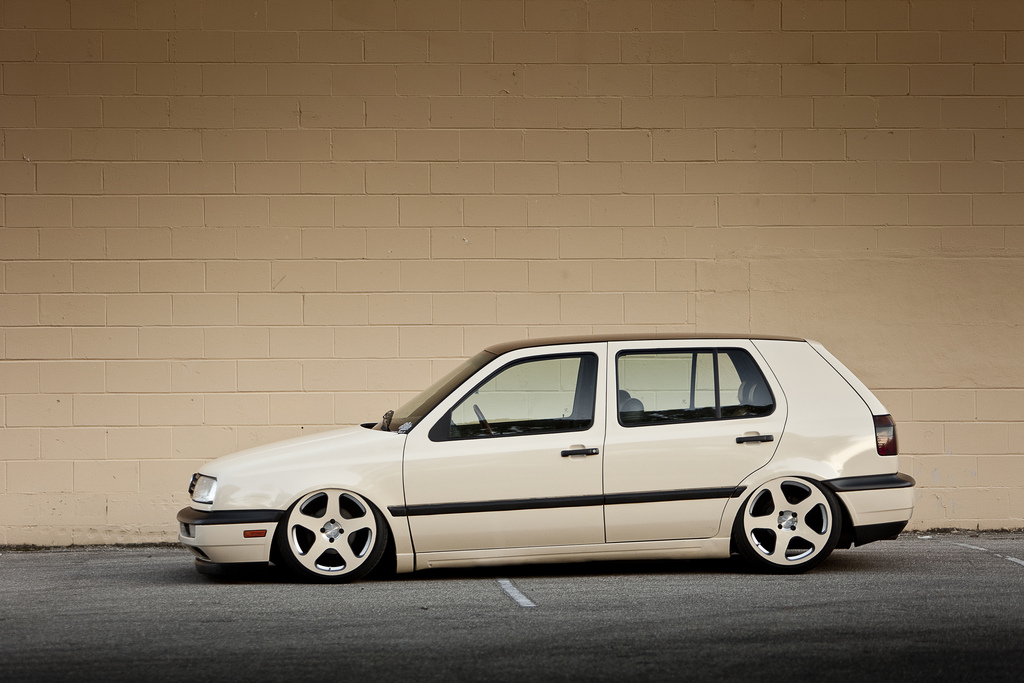A good lookin MKIII Golf with a Jetta Vento front conversion