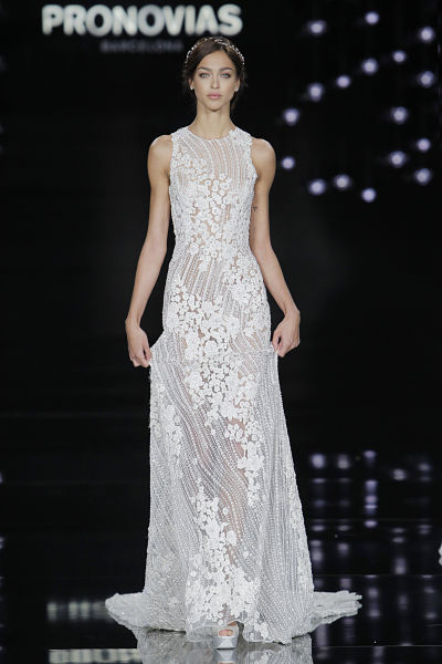 Vestido de novia Pronovias 2017 - Foto: Barcelona Bridal Fashion Week