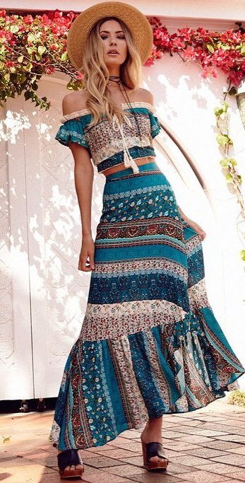 summer boho chic outfit: hat + dress