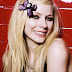 Trendy Fashion - Avril Lavigne, Prettiest Blond Singer in trendy
fashion