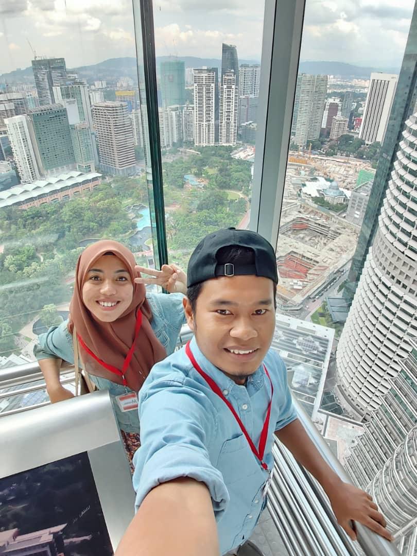 cara naik ke skybridge klcc