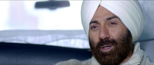 Screen Shot Of Hindi Movie Yamla Pagla Deewana 2 (2013) Download And Watch Online Free at worldfree4u.com