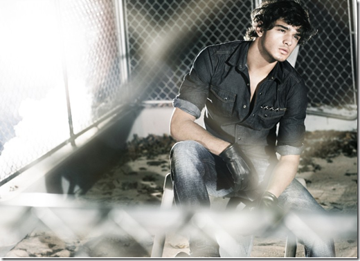 Lara Stone, marlon teixeira para forum by tom munro e giovani bianco morefreakshowblog 3