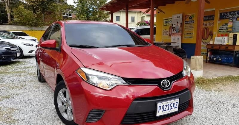 VENTA DE CARRO EN GUATEMALA TOYOTA COROLLA LE 2015 FINANCIAMIENTO VISA CUOTAS Y RECIBO VEHICULO