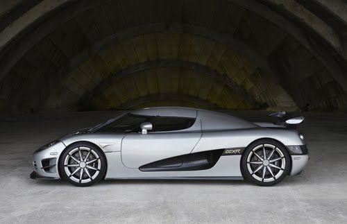 Koenigsegg Trevita side
