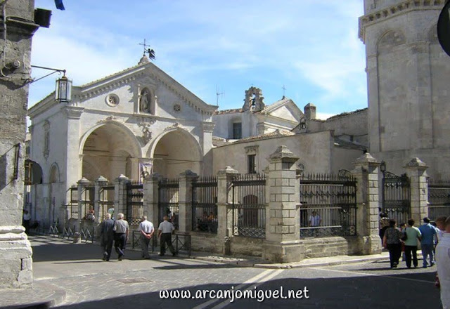 SANTUÁRIO DO MONTE SANT’ANGELO, miguel, Rafael, Anjo, Milicia celeste, anjos, Santos anjos, terço, novena, Consagração, san Michele arcangelo, sancte Michael archangele, milícia celeste, espíritos malignos