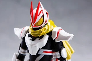 REVIEW SHFiguarts Kamen Rider GeAts Boost Magnum Form & Fever Form Parts Set, Bandai