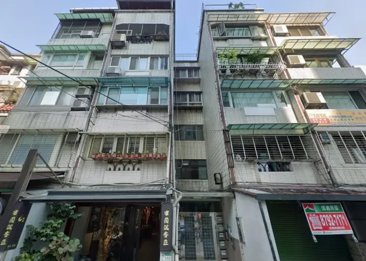 大湖山莊頂加美寓法拍屋外觀