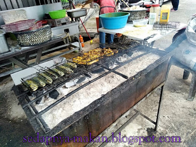 ikan bakar pun ada