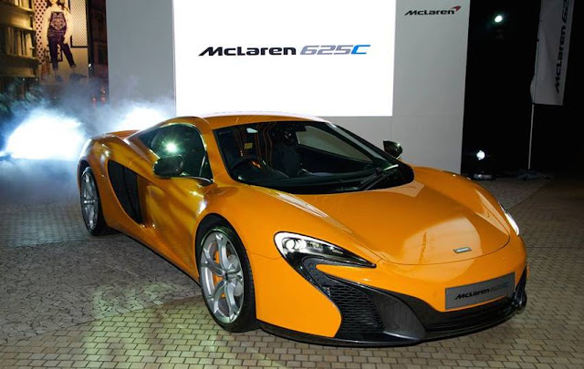 2015 McLaren 625C Design and Style