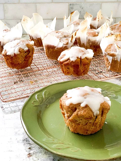 Banana Carrot Muffins are a cross between banana bread and carrot cake, all the cozy ingredients that make this breakfast treats so delightful.