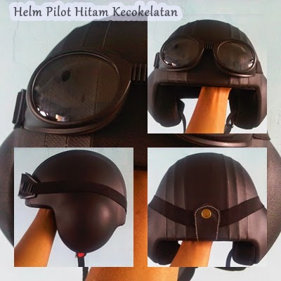 Helm Pilot Hitam Kecokelatan