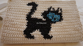 free crochet wallet pattern, free crochet cat tapestry pattern, free crochet clutch pattern