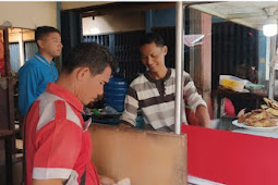 Warung Nasi Padang Milik Yasrul Berkembang Setelah Mendapat Bantuan dari PT Timah Tbk