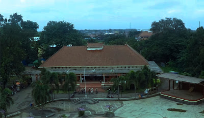 Gedung Wisma Karya