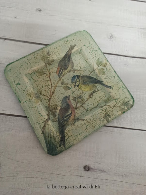 piatto-vetro-decorato-a-decoupage