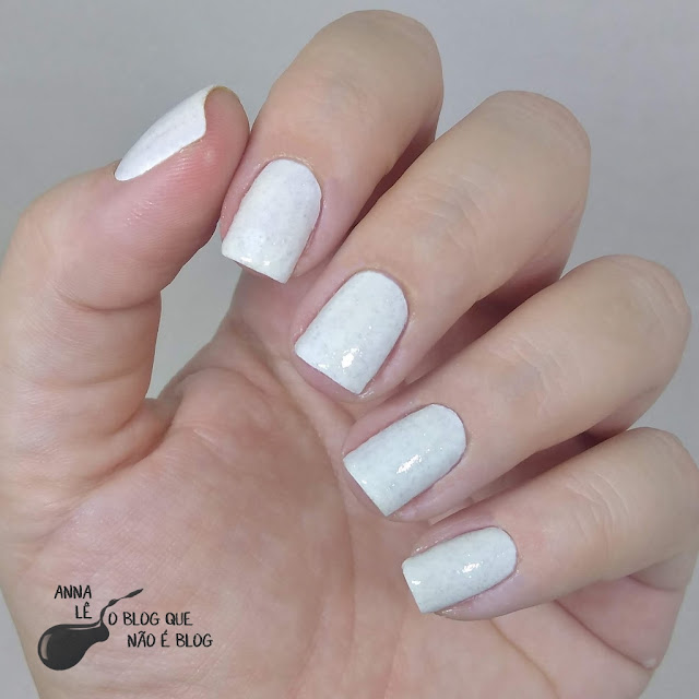 Branquinho Luz Mohda Esmalte Nailpolish Branco Glitter