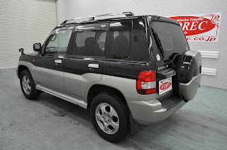 2000 Mitsubishi Pajero io to Uganda