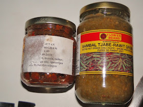 Groene sambal en sambal setan