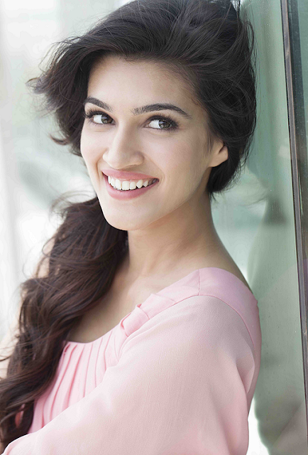 Kriti Sanon Hyper Star Hd Wallpapers