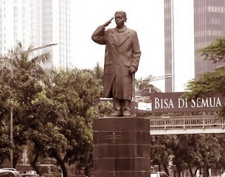 Sejarah Patung Jenderal Sudirman - Jakarta [ www.BlogApaAja.com ]