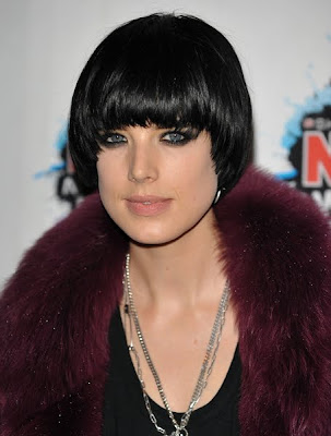 hairstyles with short bangs 2010