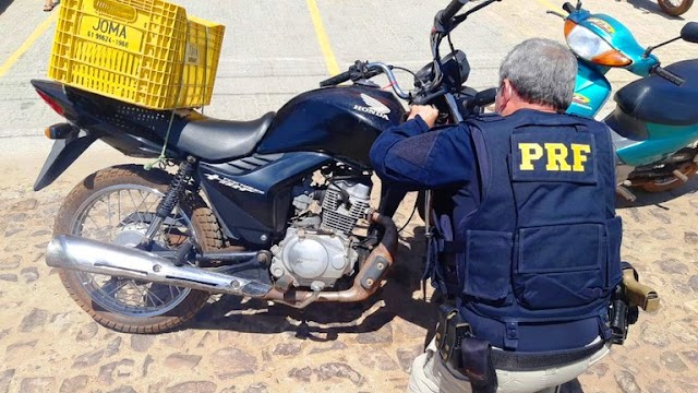 No Piauí, PRF recupera motocicleta e prende homem pelo crime de receptação