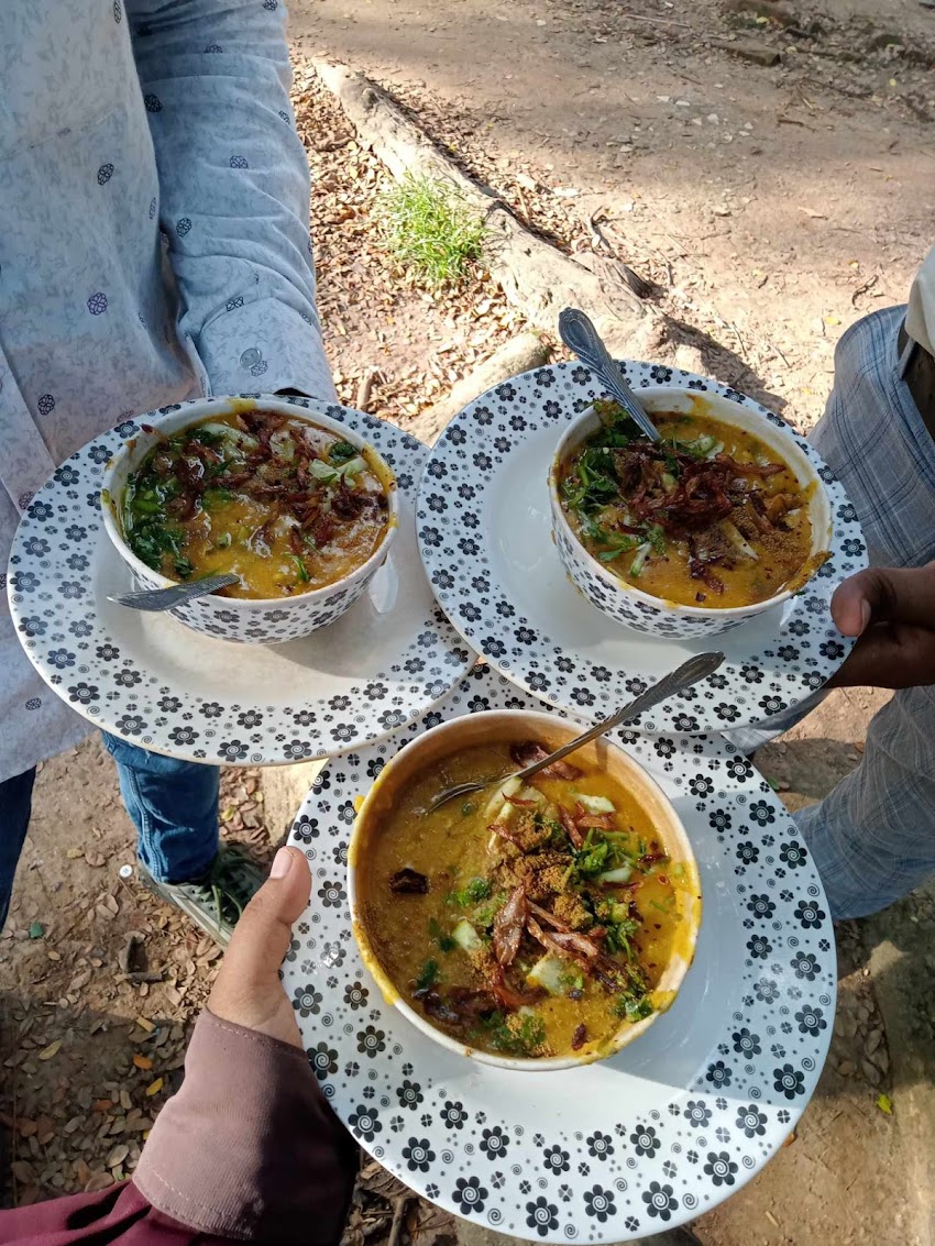 ঢাকা বিশ্ববিদ্যালয় হাকিম চত্বরের হালিম।