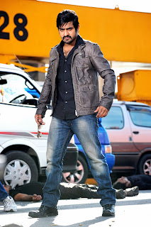 Baadshah Stills