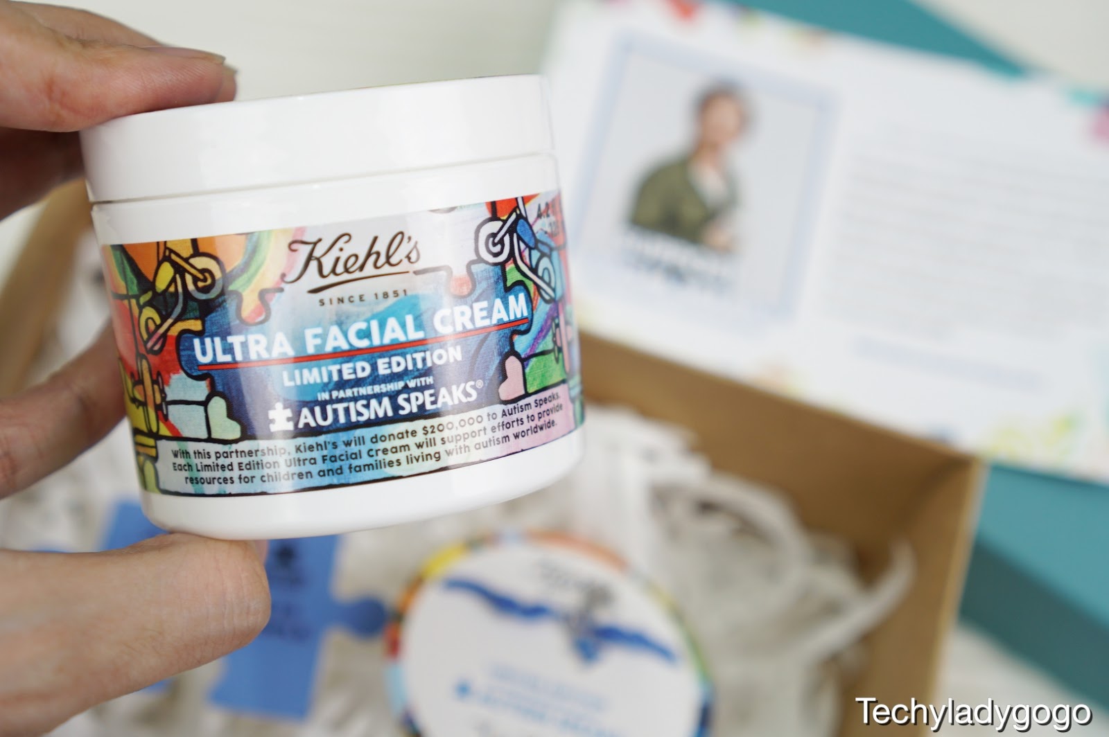 KIEHL’S X AUTISM SPEAKS™ แคมเปญการกุศลระดับโลกประจำปี 2017 ของคีลส์ จัดทำ Kiehl’s x Matthew McConaughey Ultra Facial Cream Limited Edition และคีลส์ ประเทศไทยจะนำรายได้มอบให้กับมูลนิธิออทิสติกไทย