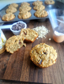 Peanut Butter Chocolate Chip Oat Muffins {HEALTHY}