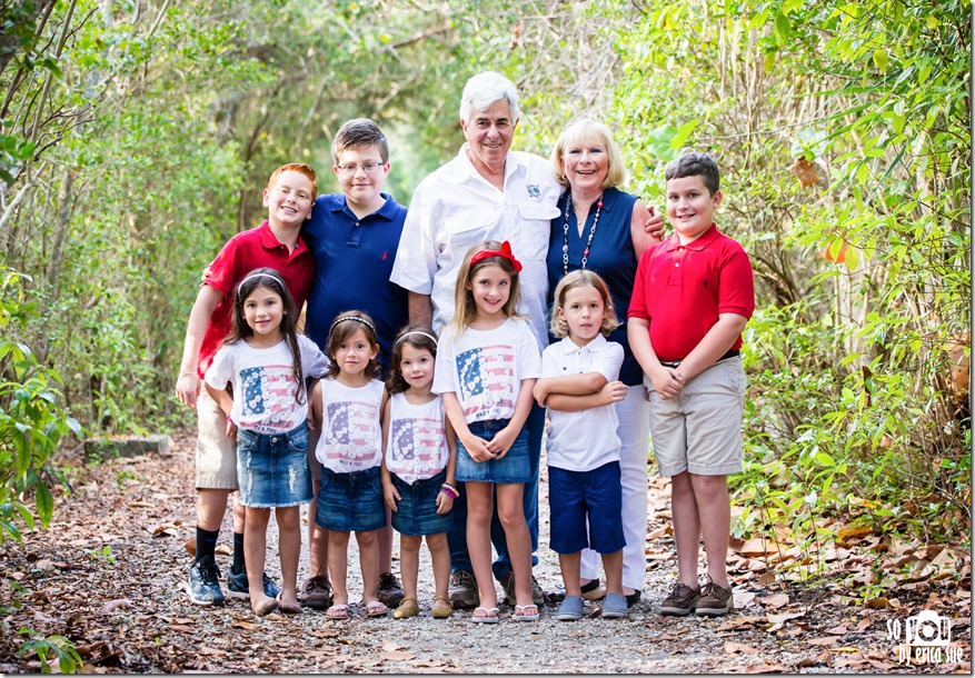 Extended-Family-Photo-Session-Hugh-Taylor-Birch-State-Park-FL-Photographer--4