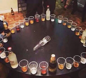 Juegos de mesa con alcohol para beber : La botella