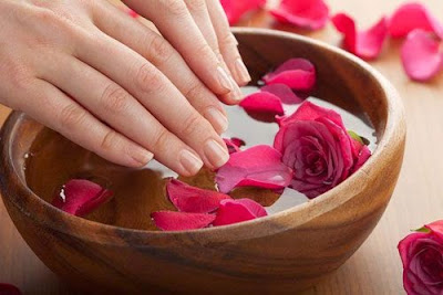 8 Tricks to nourish and protect your nails