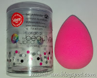 O co tyle hałasu? - Beauty Blender akcesoria, gąbka do makijażu