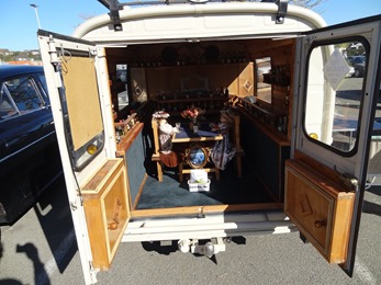 2018.10.21-027 aménagement salon dans une Citroën Acadiane