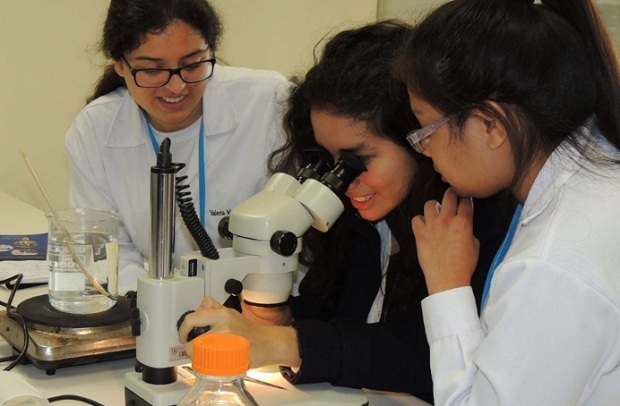 Mujer en la ciencia: conoce las actividades virtuales que promoverán vocación científica