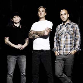 Alkaline Trio – I'm Only Here To Disappoint Lyrics | Letras | Lirik | Tekst | Text | Testo | Paroles - Source: emp3musicdownload.blogspot.com