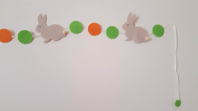 DIY felt bunny garland