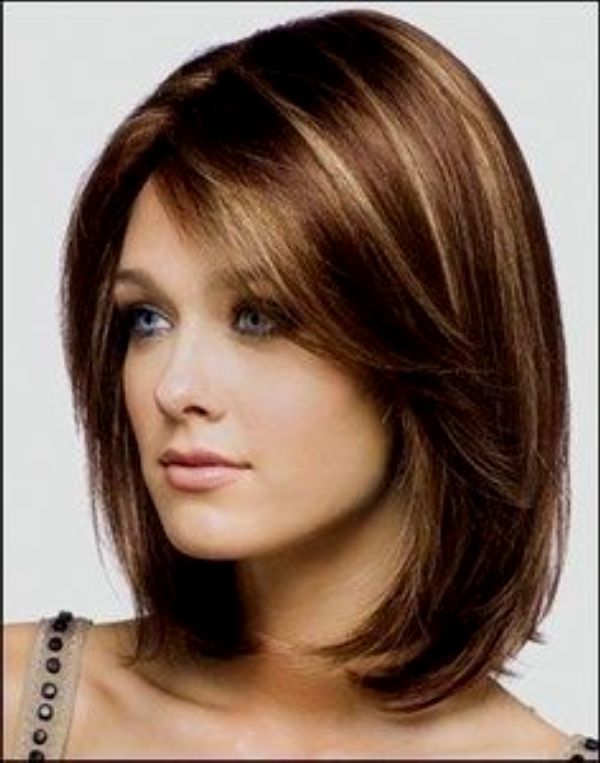 Popular Hairstyles For Women Over 40