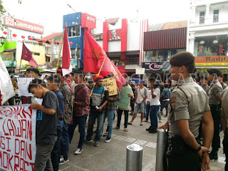 Petugas Lakukan Pengamanan dan Pengawalan Aksi Damai Tolak Intoleransi dan Anti Demokrasi