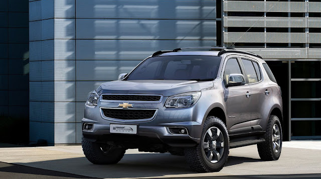 Chevrolet Trailblazer được bán tại Ấn Độ giá 39.340 USD