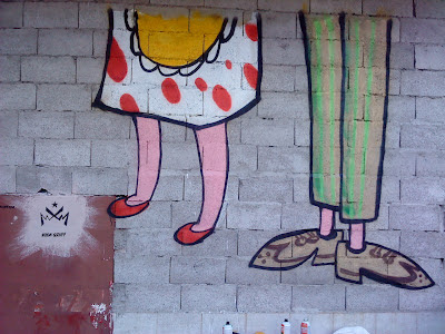 Foto de Graffitti los papás de La Vaca y El Pollito