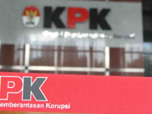 KPK Tahan Dua Tersangka Perkara Dugaan Suap Provinsi Jambi