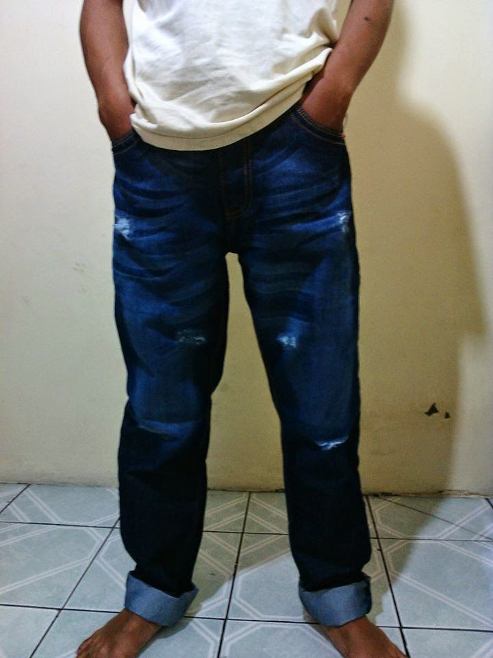  Celana Jeans Levis 504 Untuk Pria 