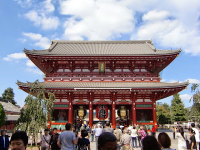 浅草寺の山門 宝蔵門 仁王門