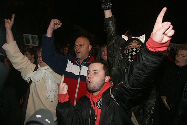 13.04.10, Kraków, Protest przeciwników Lecha Kaczyńskiego